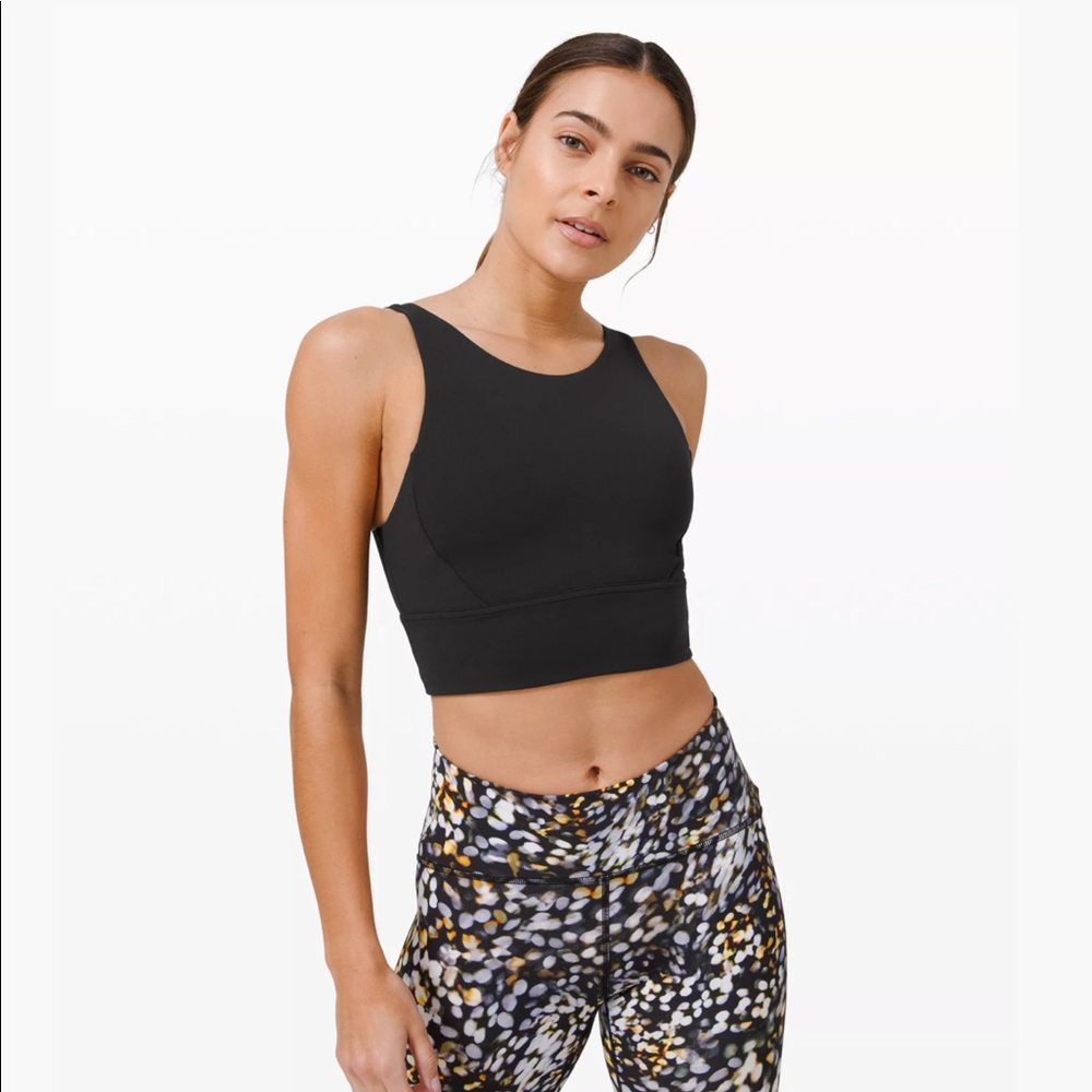 Lululemon stronger as one long line bra